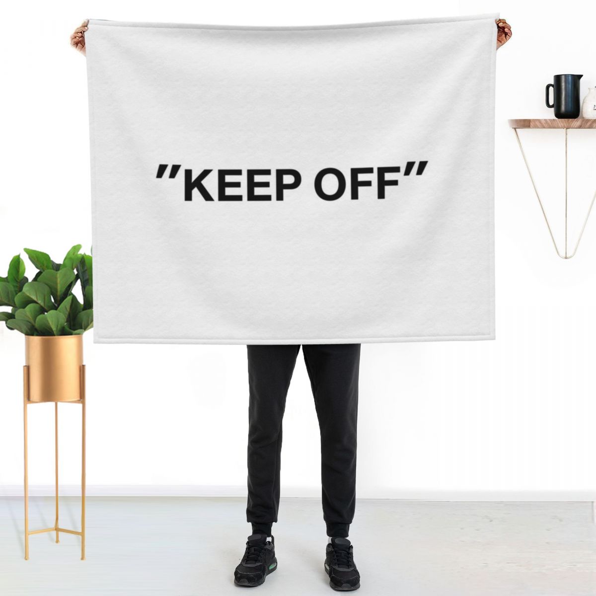 「KEEP OFF」のプリントが施された、高級感のあるデザイ - 3D Printing Quotation のレビューと価格